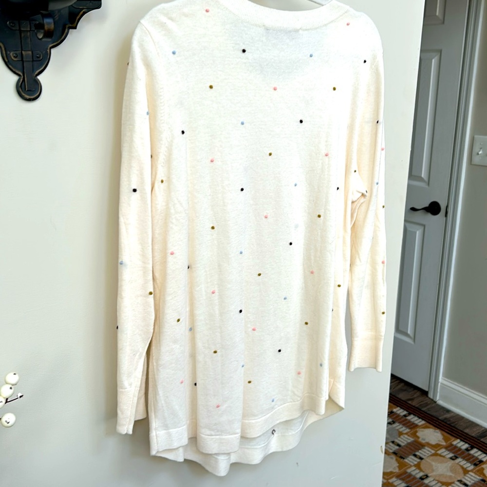 Creamy Polka Dot Loft Sweater 14 - Picture 6 of 9